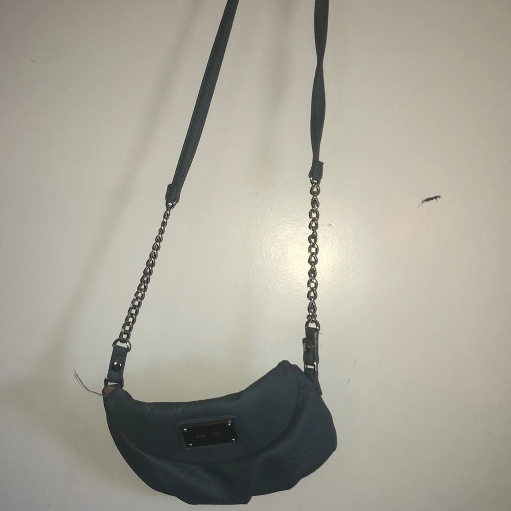Small Nine West Crossbody Pursue